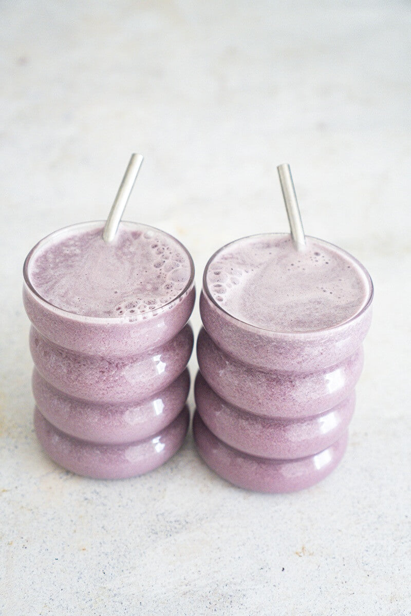 Lait d'amande à la mûre