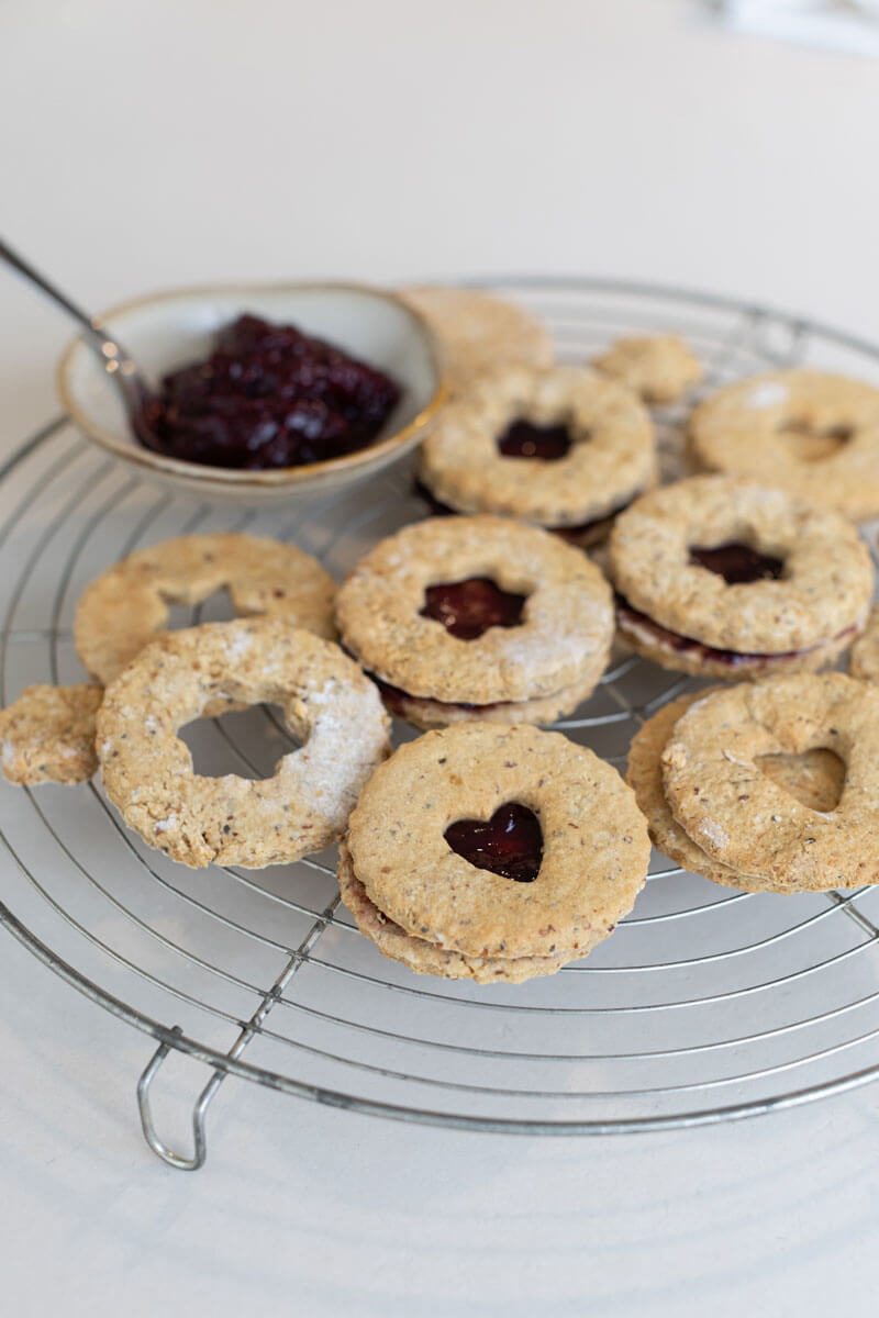 Linzer Cookies